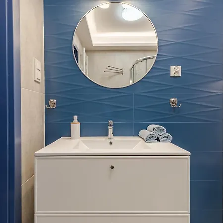 Apartment Apartament Blue Door Marina